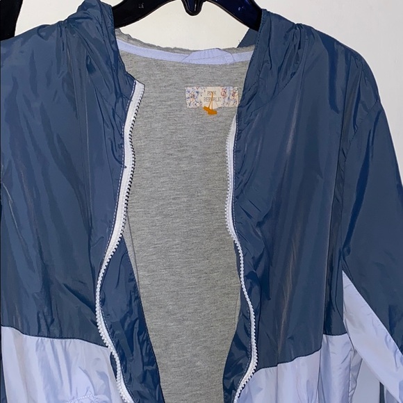 Windbreaker - Picture 2 of 3